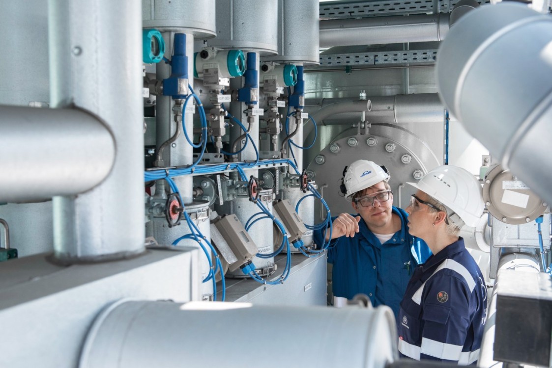 In der Adsorptionsanlage wird aus dem Koksofengas hochreiner Wasserstoff gewonnen.